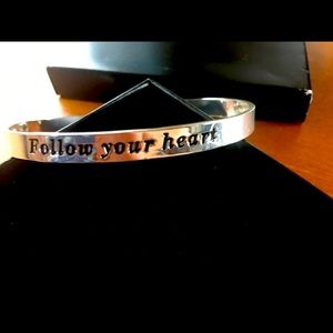 Silver Bracelet w/heart